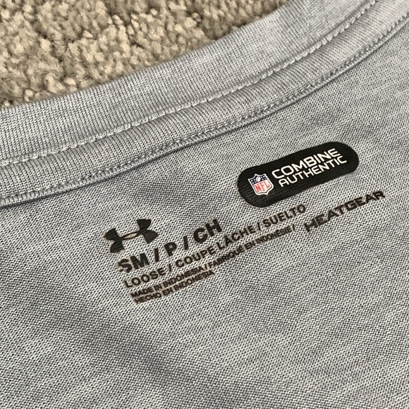 Small Broncos V-Neck Tee - Grey - Picture 3 of 7